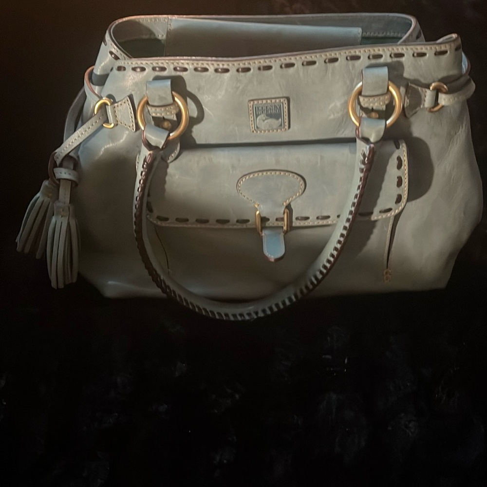 Dooney & Bourke